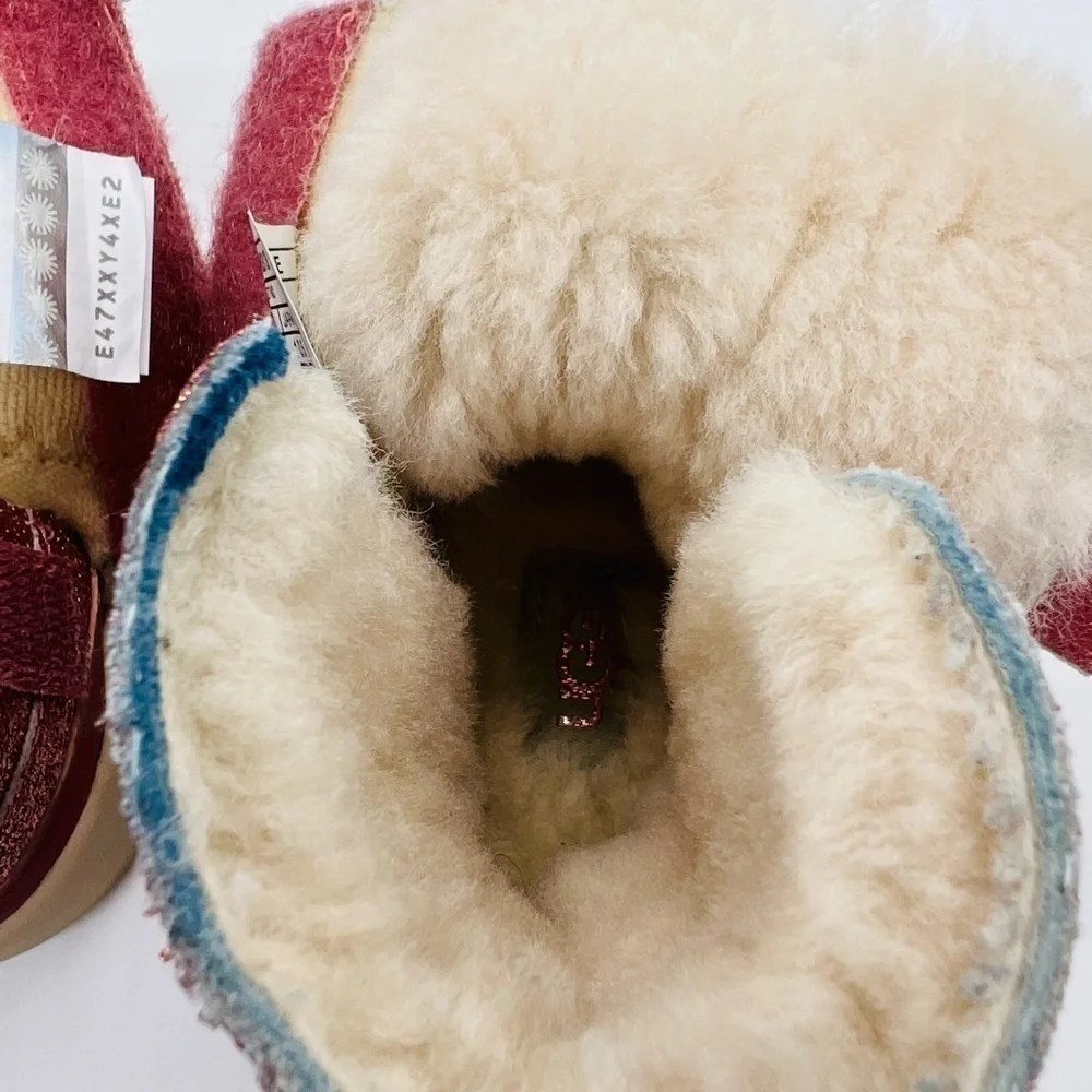 UGG PINK SPARKLY BABY GIRL BOOTS SIZE 2/3